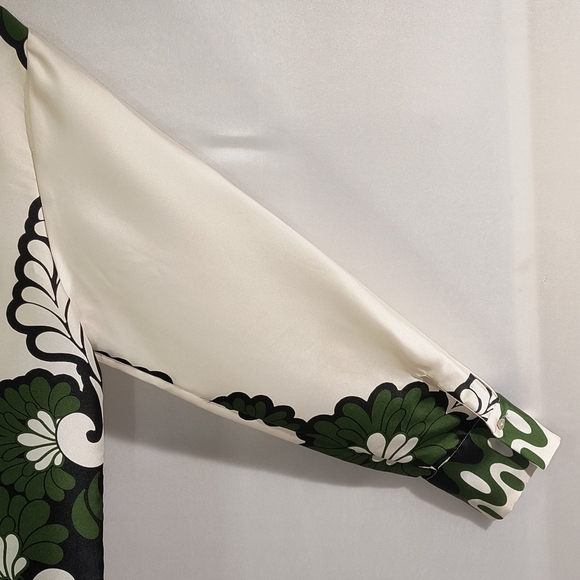 Zara Women's Medium White & Green Floral Button Down Shirt - Picture 8 of 9